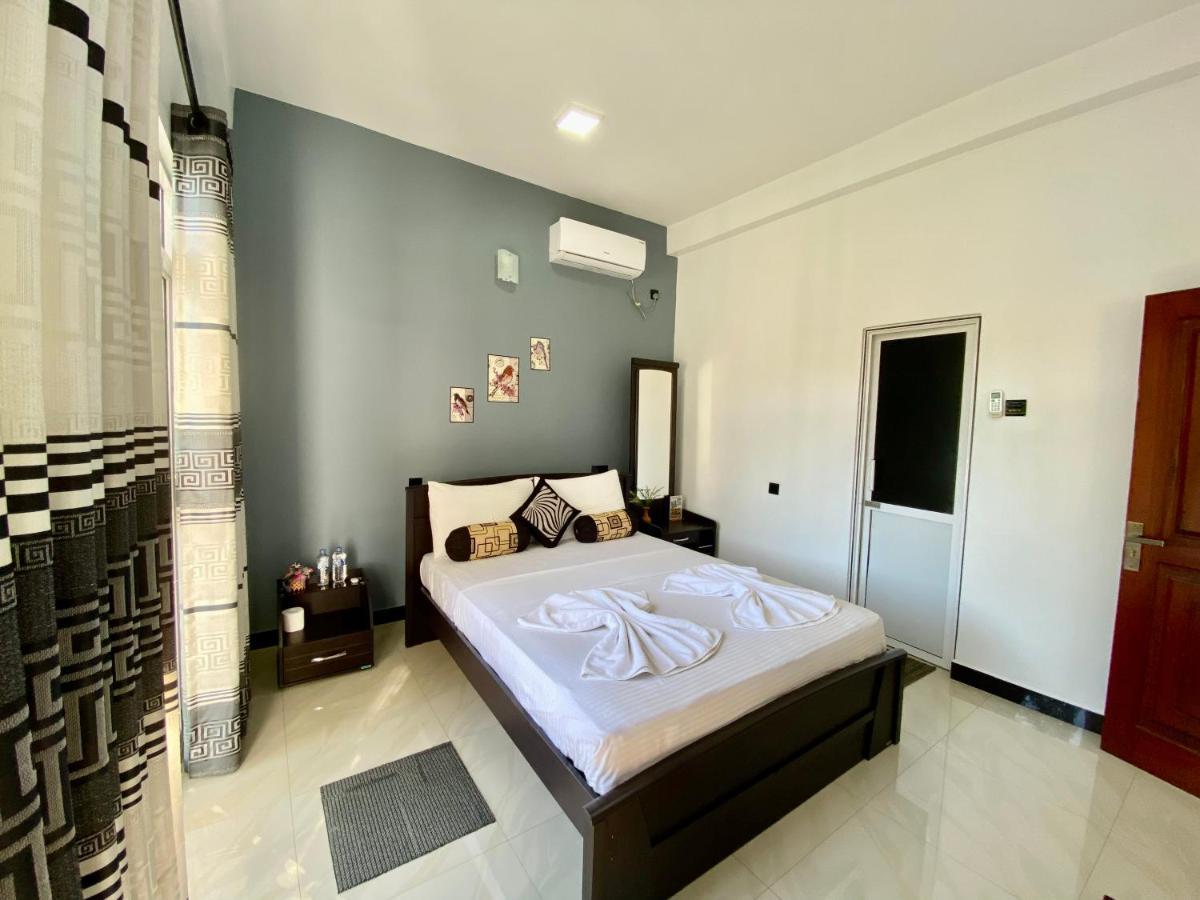 Mountain White Villa By Sunrise Kandy Kültér fotó