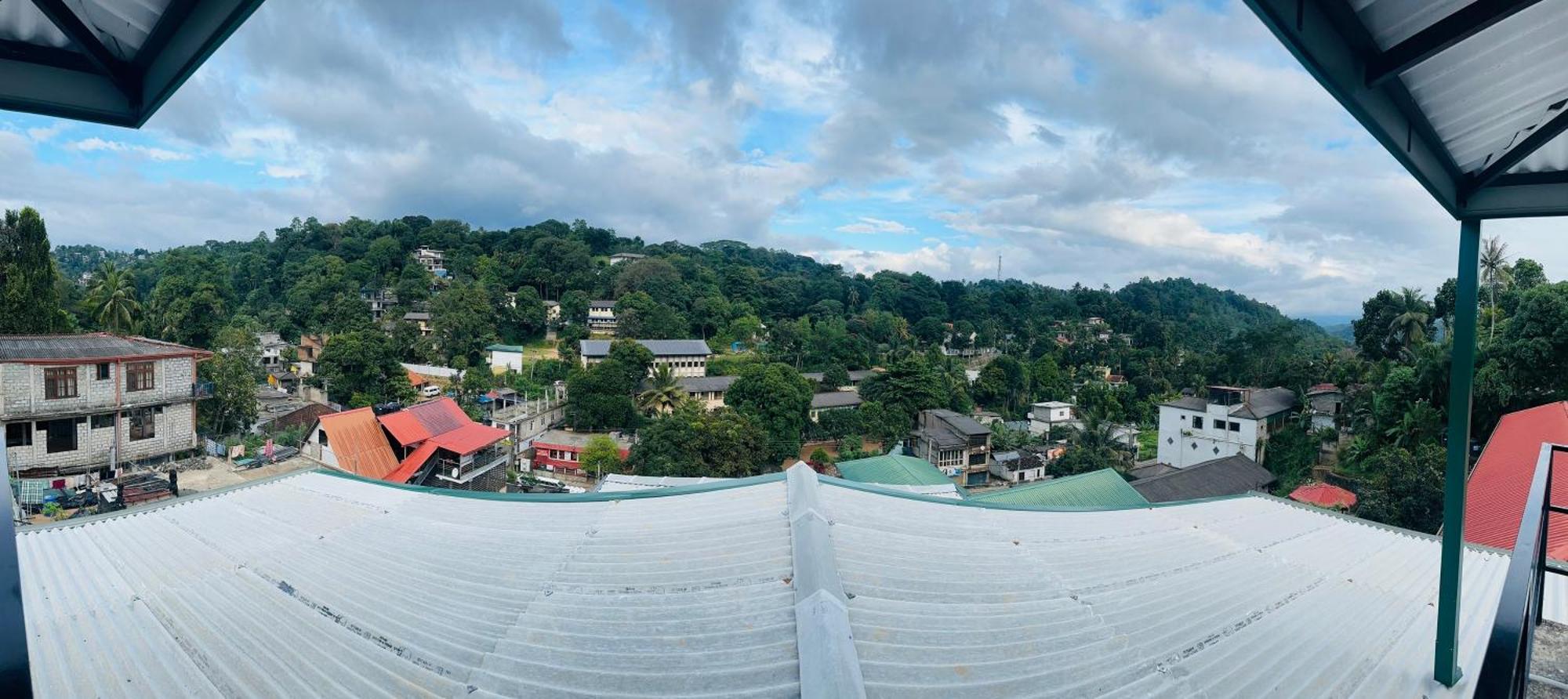 Mountain White Villa By Sunrise Kandy Kültér fotó